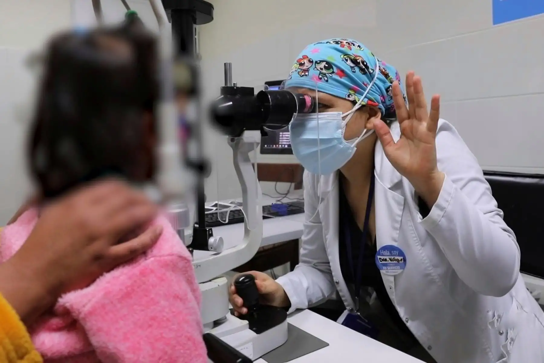 Junto con Lady, otros tres niños también fueron intervenidos quirúrgicamente con este método en el hospital Guillermo Almenara. 
Foto:Hospital Guillermo Almenara
