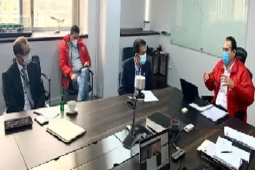 En la reunión de trabajo, Estremadoyro destacó la importancia de que tanto el Ejecutivo como los gobiernos regionales y gobiernos locales realicen una labor conjunta, teniendo como eje y objetivo fundamental el bienestar de la población.
