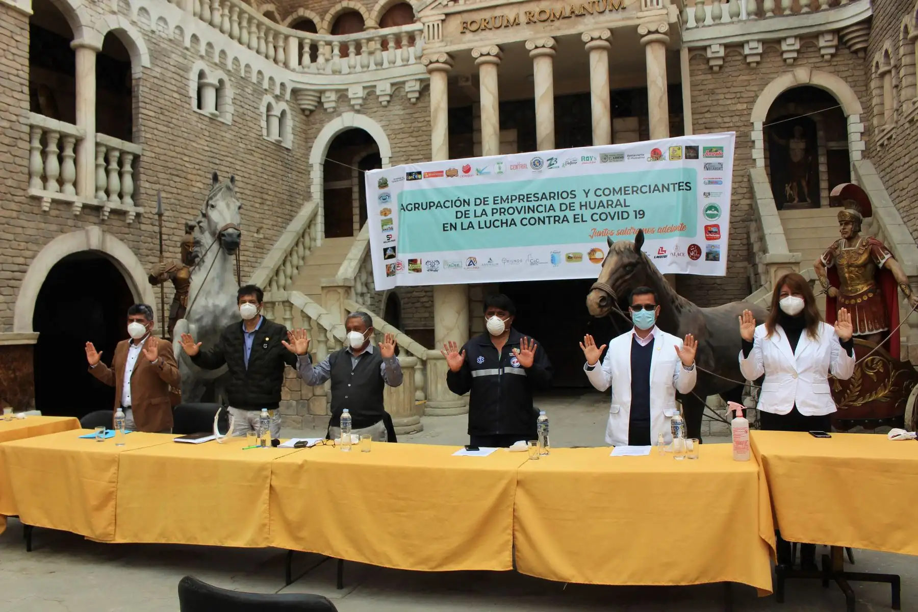 Emprearios huaralinos del rubro gastronómico apoyarán al personal de salud en la lucha contra la pandemia del coronavirus.