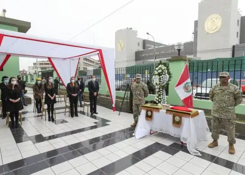 Walter Martos asiste a exequias de excomando Chavín de Huántar.