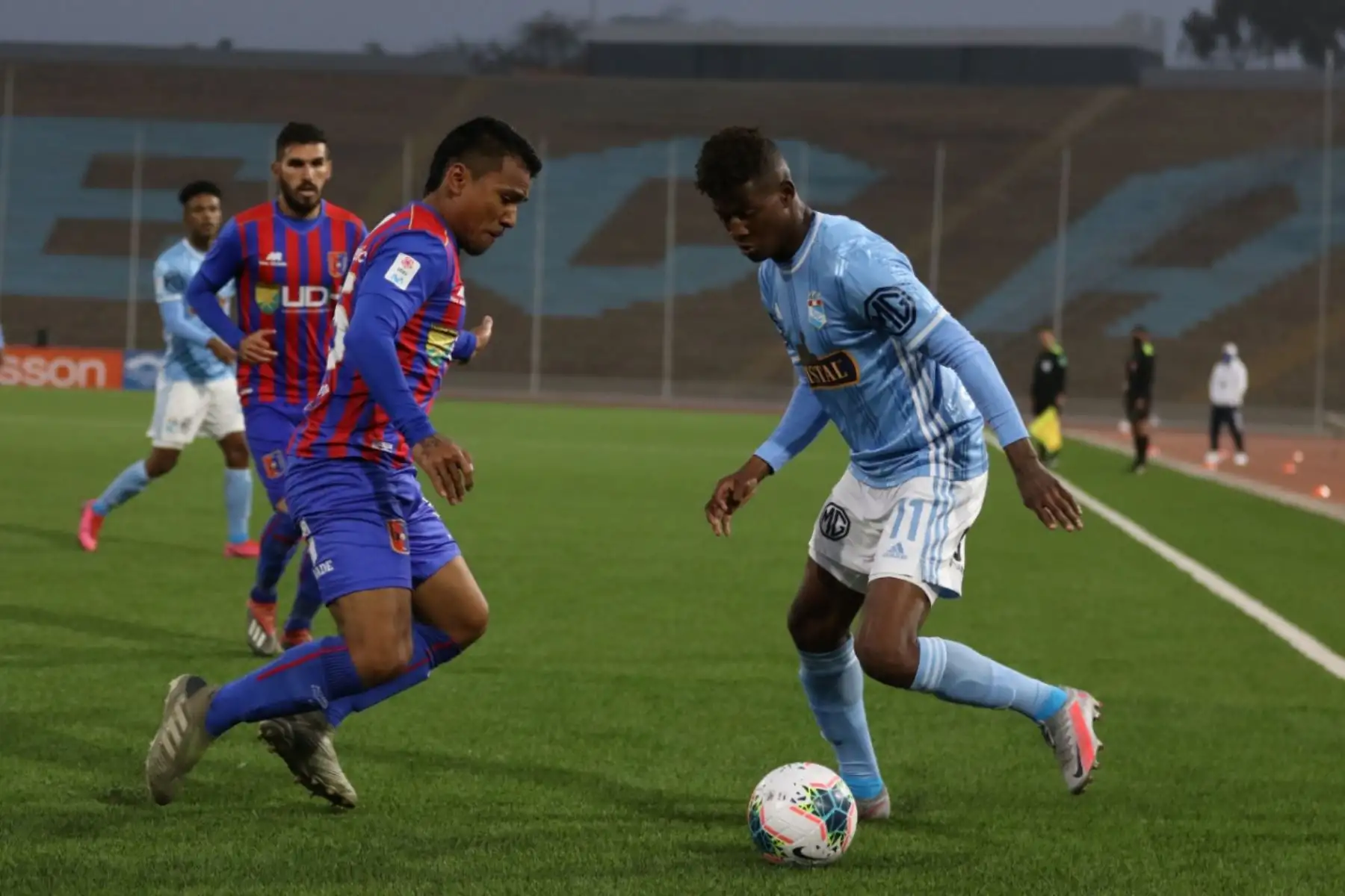 Sporting Cristal y Alianza Universidad de Huánuco se enfrentan en el estadio San Marcos por la fecha 12 del Torneo Apertura de la Liga 1. Foto: ANDINA/Difusión
