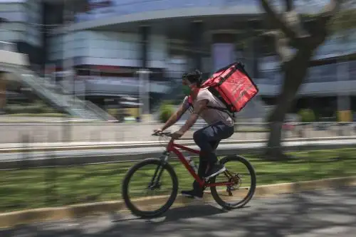 Delivery. Foto: ANDINA/Jhonel Rodríguez Robles.