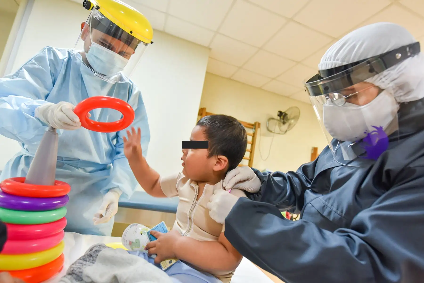 El INSN San Borja recibe anualmente entre 300 a 400 niños quemados, de los cuales el 70% son por líquidos calientes que fueron colocados a enfriar en el piso. ANDINA/INSN San Borja