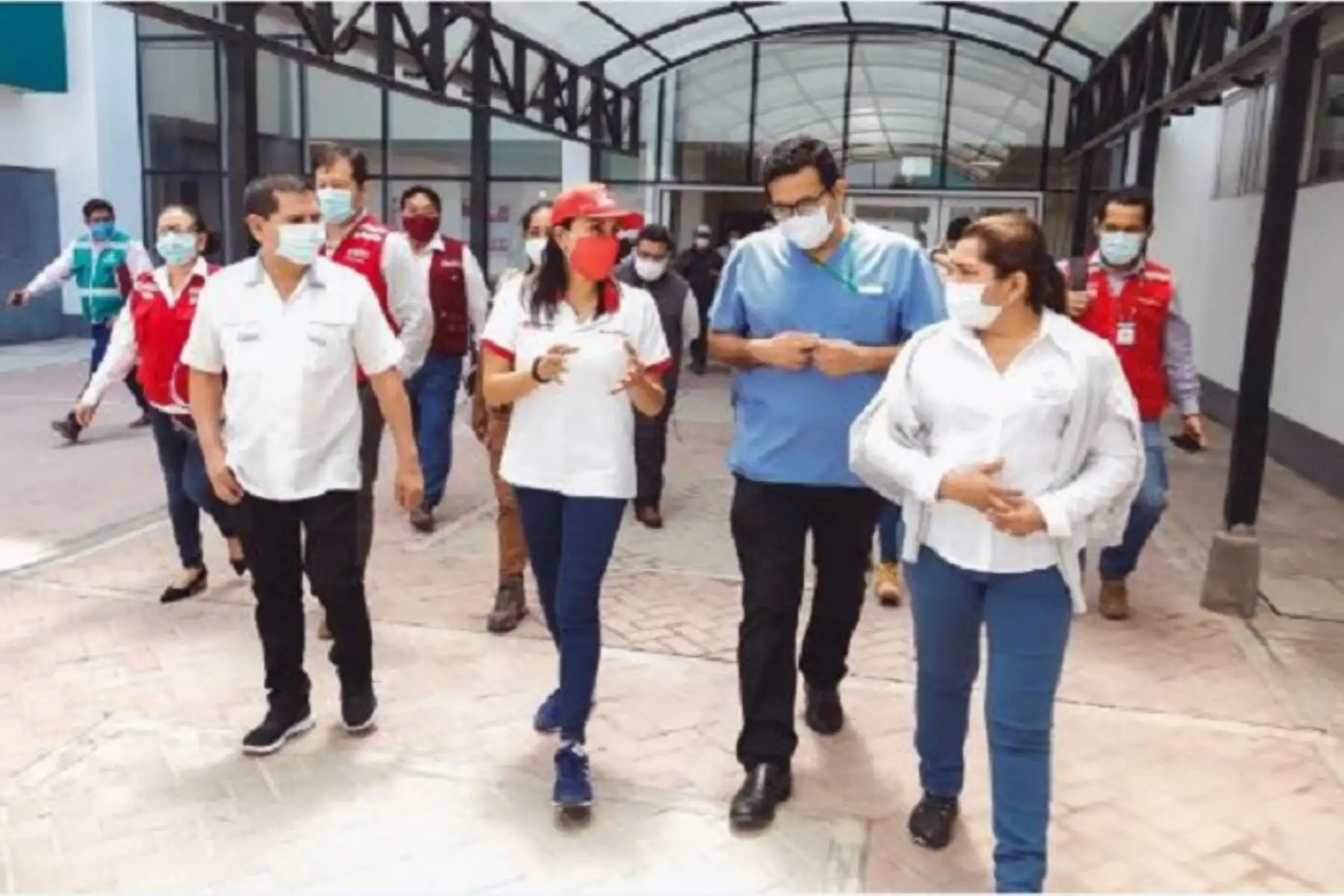 Ministra Patricia Donayre también verificó alcance de la Red Amachay y destacó labor de los programas sociales en la región en tiempos de pandemia.