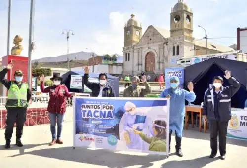 Las altas médicas se otorgan a los pacientes internados en los establecimientos de salud y las altas epidemiológicas corresponden a quienes cumplieron el periodo de aislamiento domiciliario. Hasta la fecha se tiene un acumulado de 1,112 altas médicas.ANDINA/Difusión