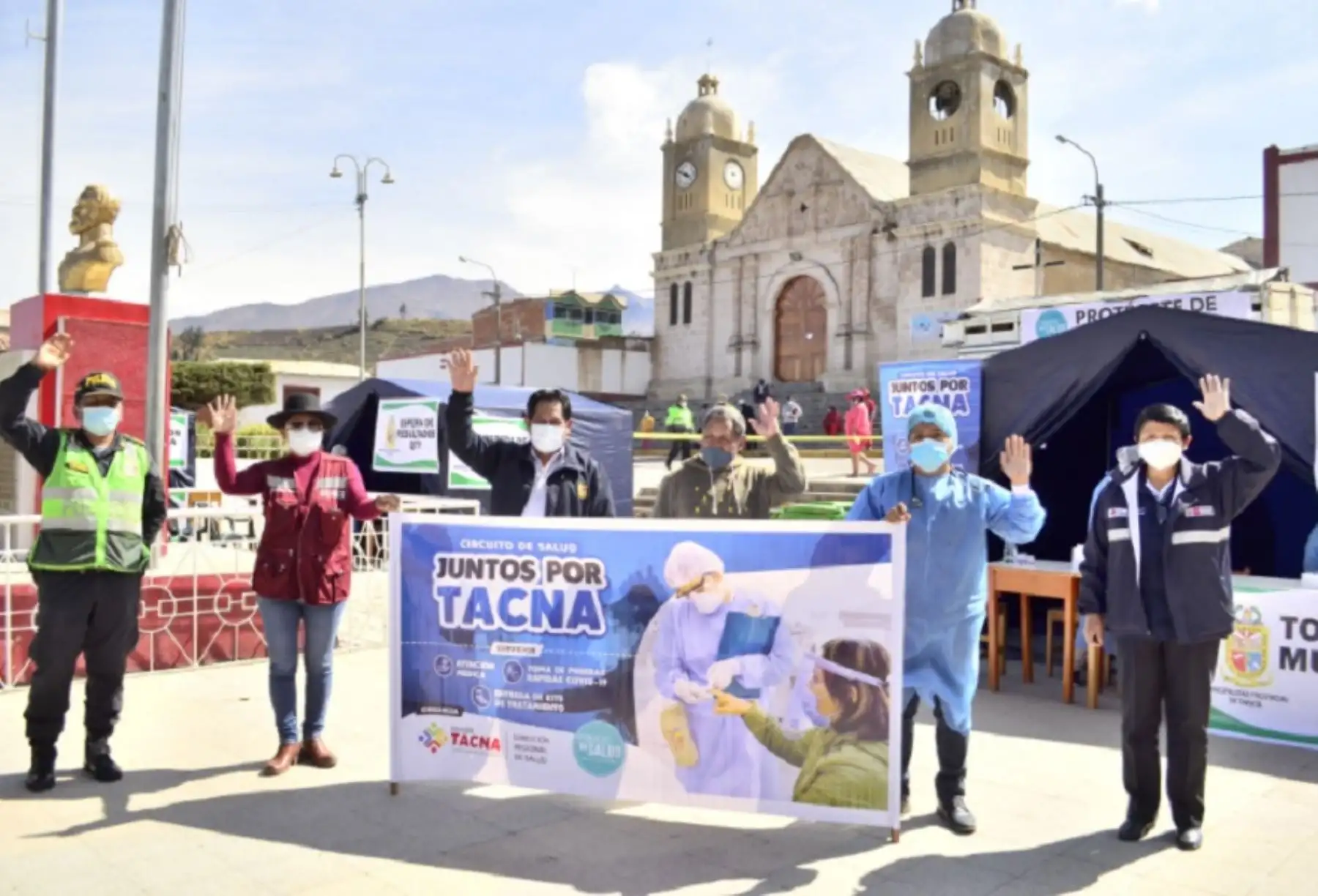 Las altas médicas se otorgan a los pacientes internados en los establecimientos de salud y las altas epidemiológicas corresponden a quienes cumplieron el periodo de aislamiento domiciliario. Hasta la fecha se tiene un acumulado de 1,112 altas médicas.ANDINA/Difusión