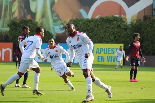 Atlético Grau derrotó 3-2 al Deportivo Municipal, que estuvo ganando el partido 2-0 pero de dejó estar ante la reacción de los norteños en el partido disputado en el campo de juego de la Villa Deportiva Nacional de la FPF.