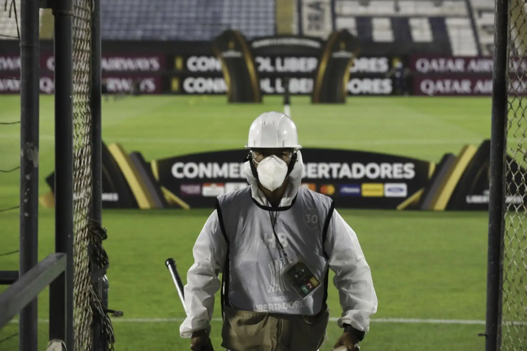 Alianza Lima recibe a Racing de Argentina por la Copa Libertadores en el estadio Alejandro Villanueva. Foto: AFP
