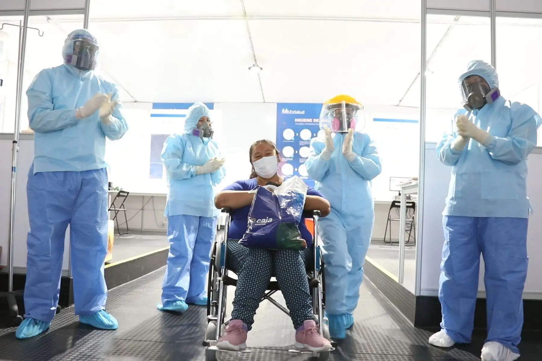Sigue aumentando el número de pacientes recuperados en Perú. Entre ayer y hoy fueron 2,765 más. Foto: ANDINA/Jhonel Rodríguez Robles