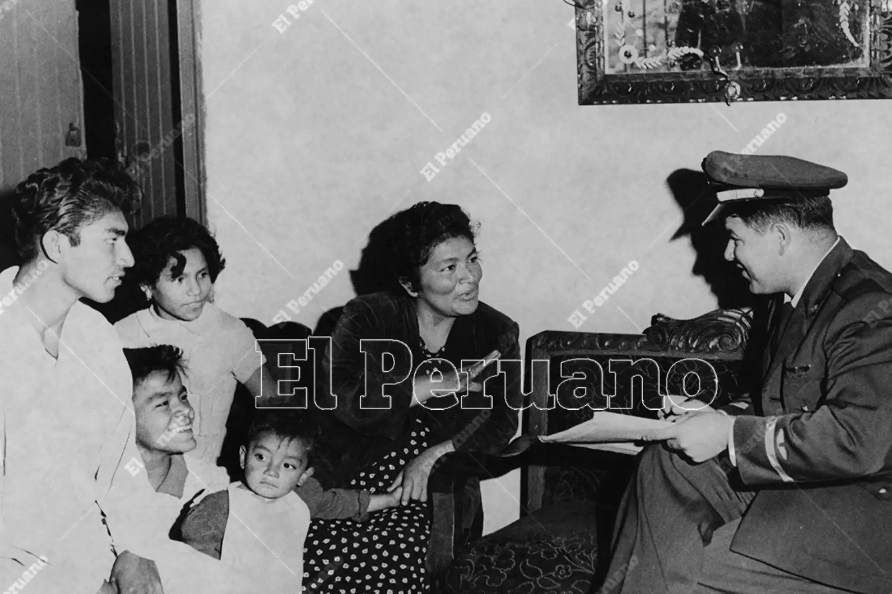 Lima - 20 junio 1961 / Oficiales de la Fuerza Áerea del Perú siguieron un curso especial para  participar el Censo de Vivienda y Población. 
Foto: Archivo Histórico de El Peruano / Abelardo Carrión