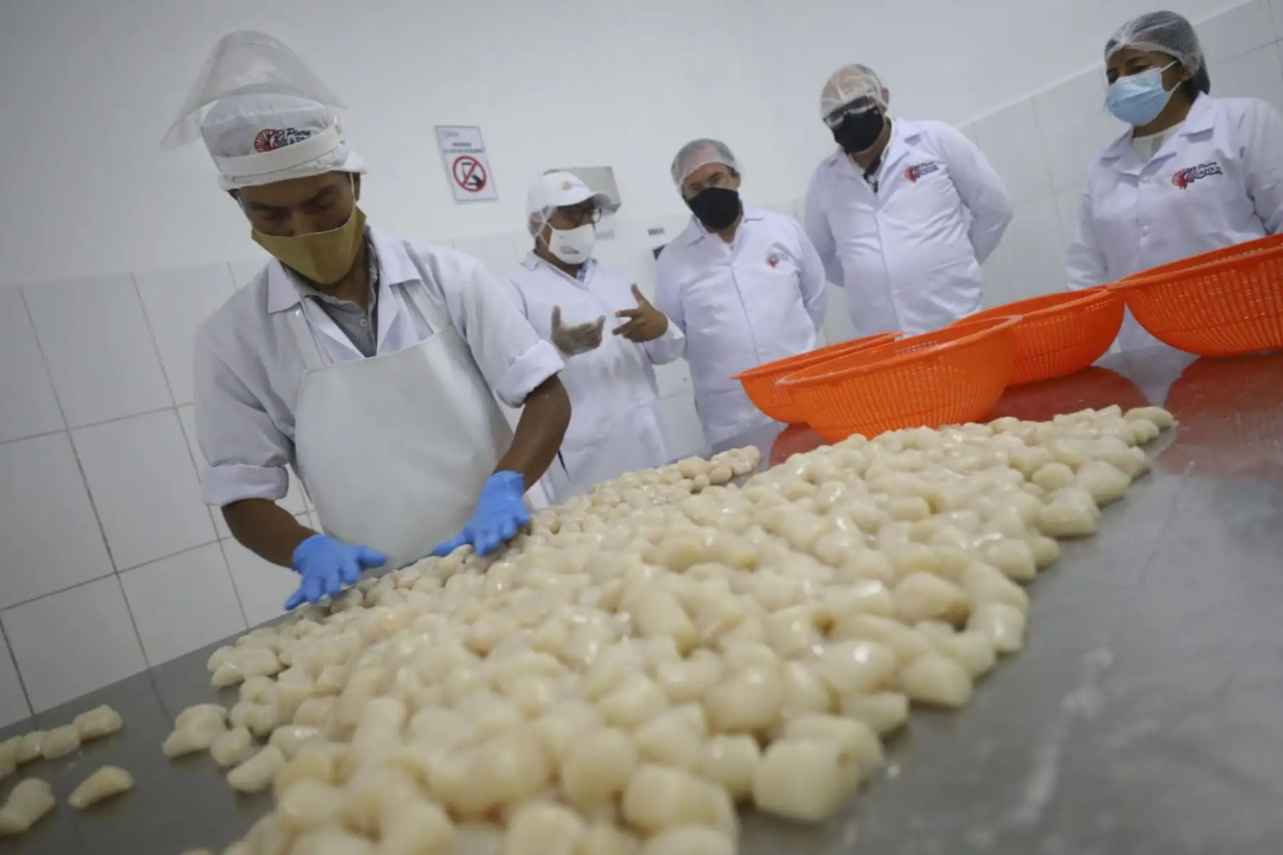 El ministro de la Producción José Salardi Rodríguez, llegó a Piura a cumplir una serie de actividades para promover la recuperación económica de la región, especialmente vinculada a las micro y pequeñas empresas del sector industrial y pesquero. Foto: Produce
