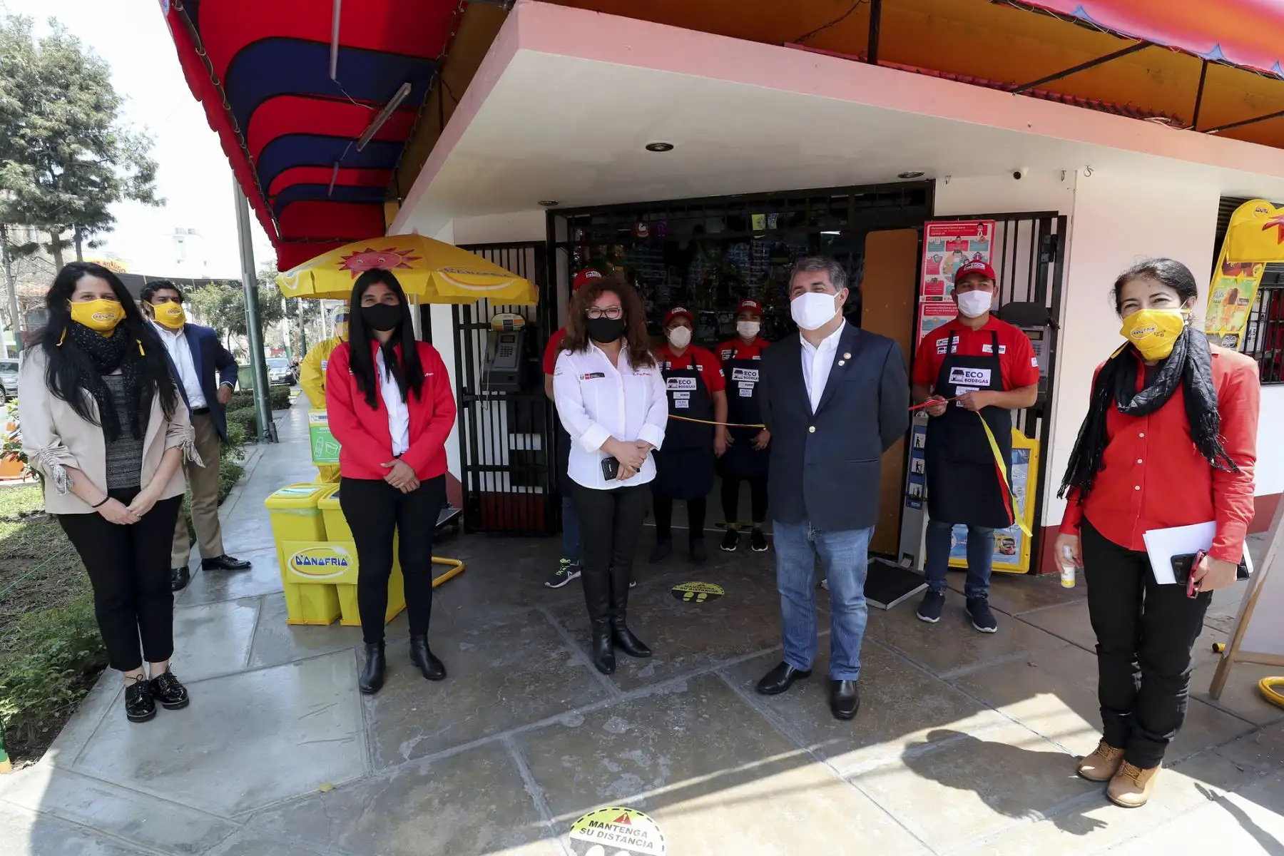 Ministra del Ambiente, Kirla Echegaray, participó en la iniciativa “Recicla Cerca de Ti” junto a la Municipalidad de Jesús María y la empresa Nestlé. Foto: Minam