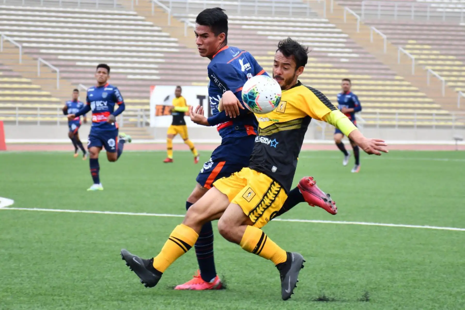 Club UCV y Cantolao  se enfrentan por la fecha 14 del Torneo Apertura. Foto: Liga 1 en el estadio San Marcos.
Foto: @LigaFutProf