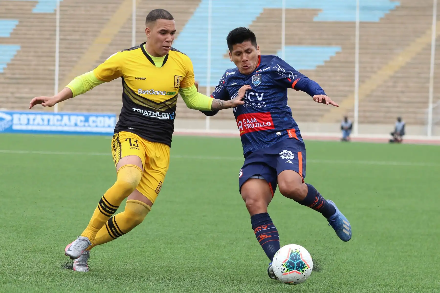 Club UCV y Cantolao  se enfrentan por la fecha 14 del Torneo Apertura. Foto: Liga 1 en el estadio San Marcos.
Foto: @LigaFutProf