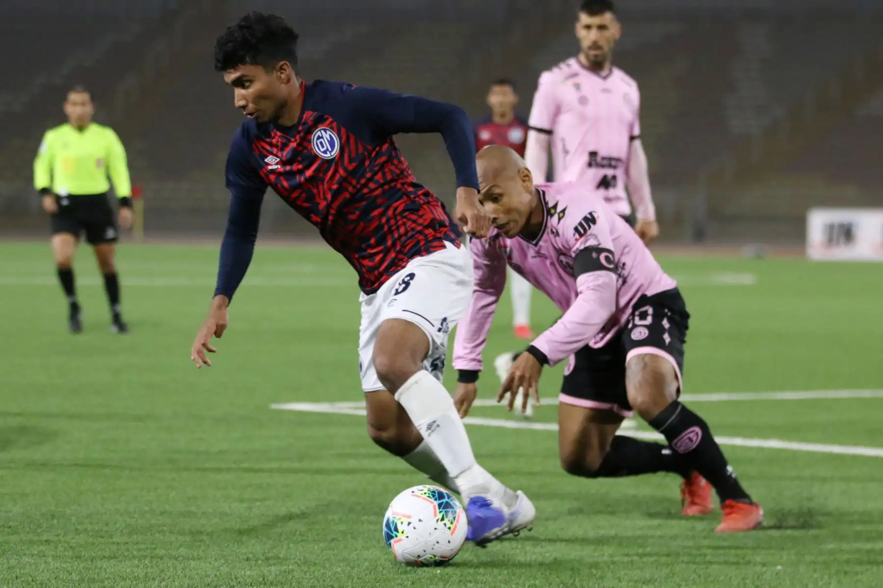 Sport Boys  y  Deportivo Municipal se enfrentan por la fecha 14 del Torneo Apertura,  en el estadio San Marcos.
Foto: @LigaFutProf