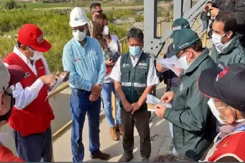 El ministro Montenegro, junto al jefe de la ANA, Amarildo Fernández, y otras autoridades, verificaron hoy el estado operativo de la bocatoma Racarrumi y presa Tinajones, así como el almacenamiento de agua en el reservorio Tinajones, para la atención de demandas multisectoriales 2020 – 2021.