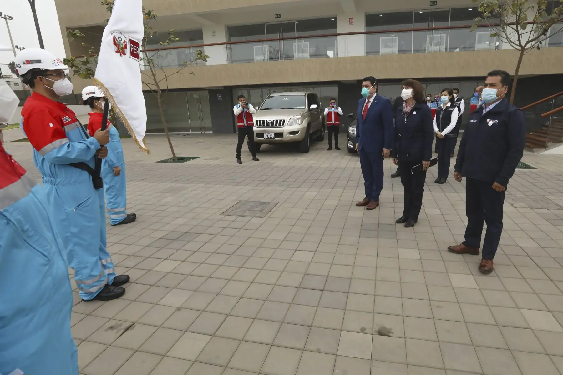 Ministra de Salud, Pilar Mazzetti inaugura la nueva sede de la Central 106 en el Parque Bicentenario de San Isidro. La nueva infraestructura permitirá incrementar el número de llamadas atendidas y construir un Sistema Único de Emergencias en Lima Metropolitana.
Foto:ANDINA/Minsa