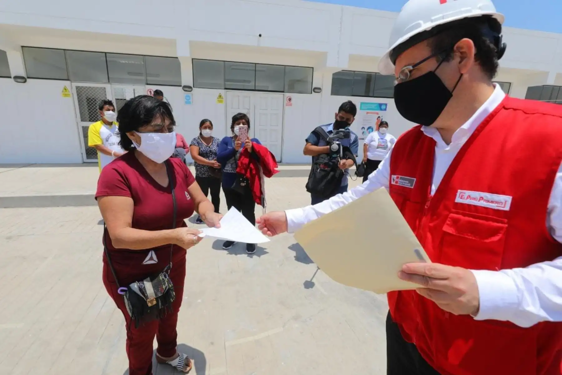 Ministro de la Producción, José Salardi pone en marcha el DPA San José en Lambayeque, infraestructura pesquera artesanal moderna y habilitada sanitariamente, para brindar mejores condiciones de trabajo y permitir una mayor productividad en el desarrollo de la actividad pesquera artesanal. 
Foto: ANDINA/Produce