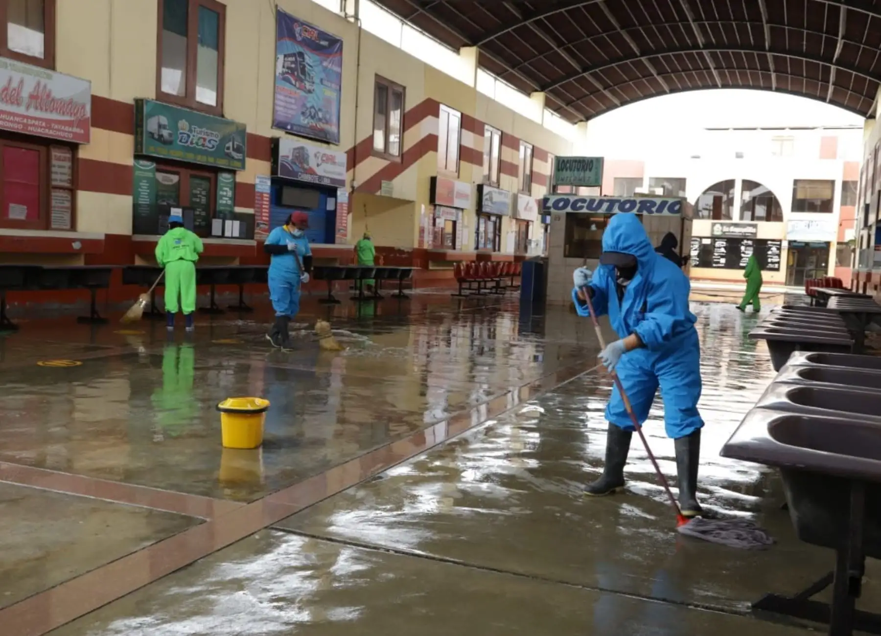 La Municipalidad del Santa ultima los detalles del protocolo sanitario y dejar todo listo para la reanudación de los viajes interprovinciales desde y hacia la ciudad de Chimbote a partir de este jueves 1 de octubre. ANDINA/Difusión