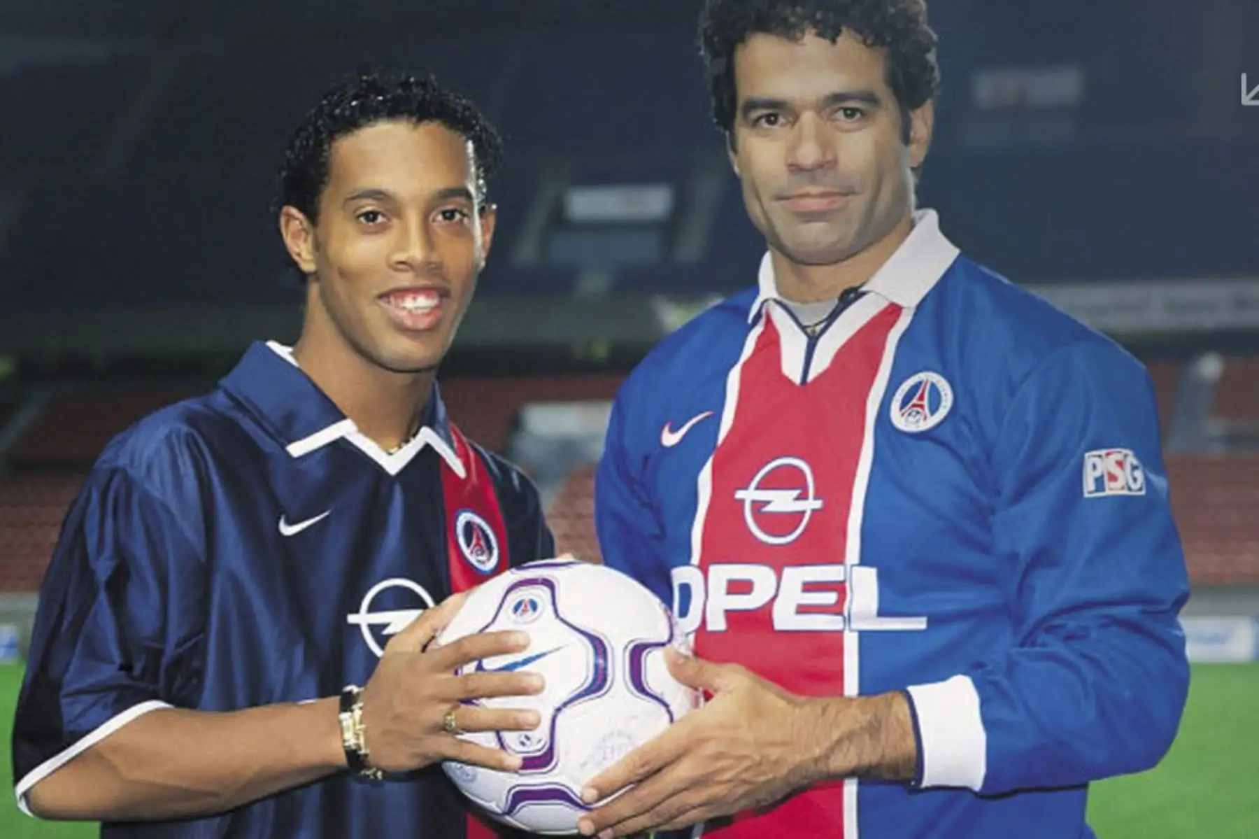 Rai fue elegido el mejor jugador del PSG en la historia. Ronaldinho quedó tercero.