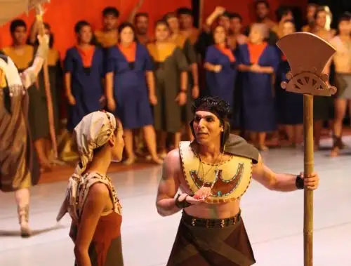Artistas durante una obra teatral. Foto: Ministerio de Cultura