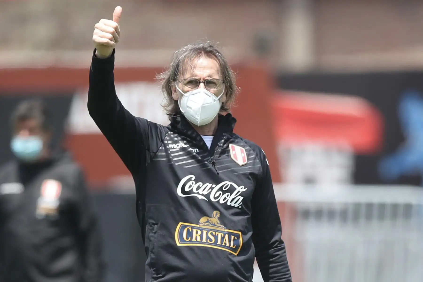 El DT Ricardo Gareca dirigió los entrenamientos por tercer día consecutivo en el Complejo Deportivo Videna FPF, con miras a su debut en las Clasificatorias a Qatar 2022. Foto: @SeleccionPeru