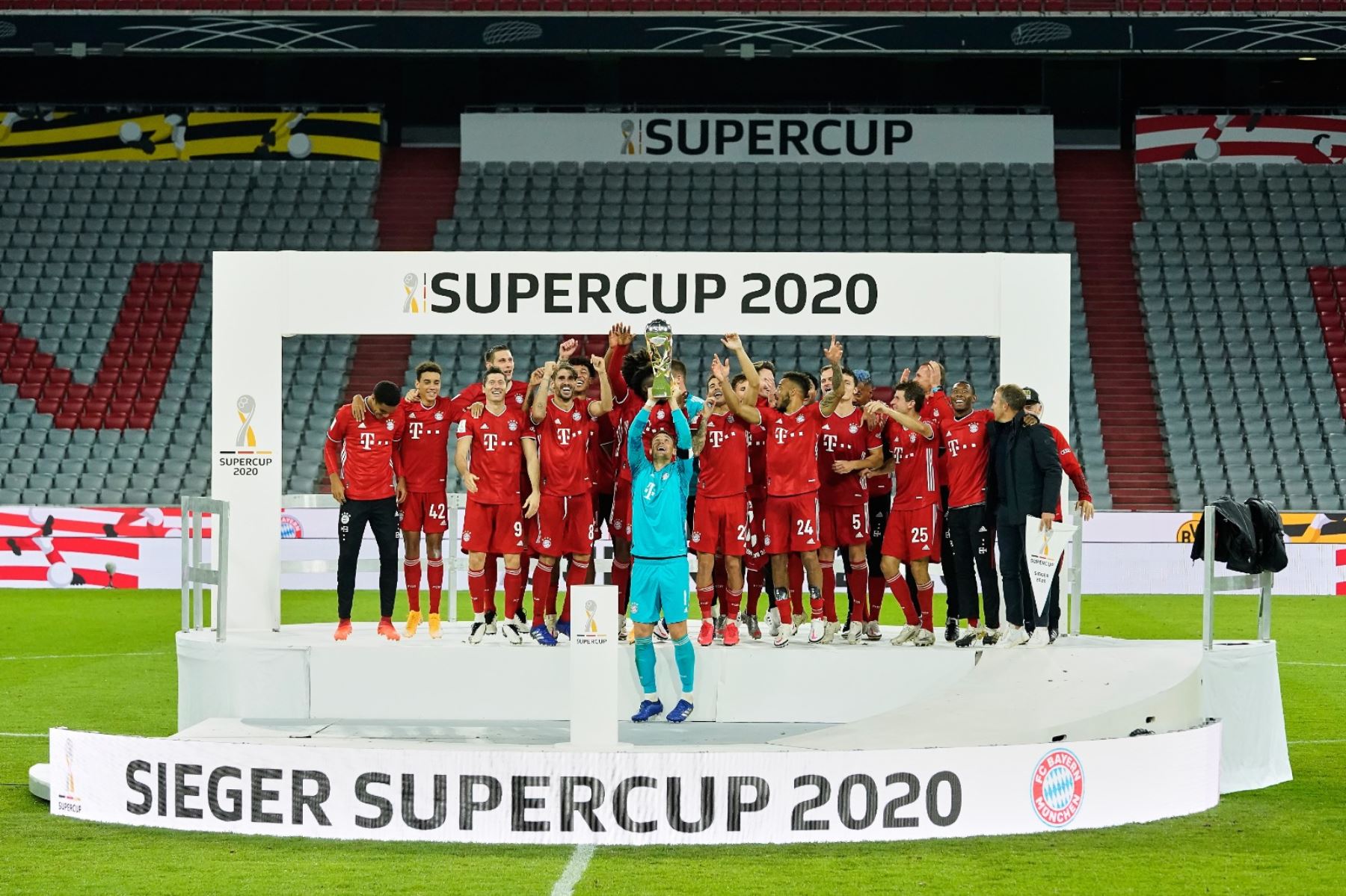 Bayern Múnich gana la Supercopa de Alemania, su quinto trofeo del año