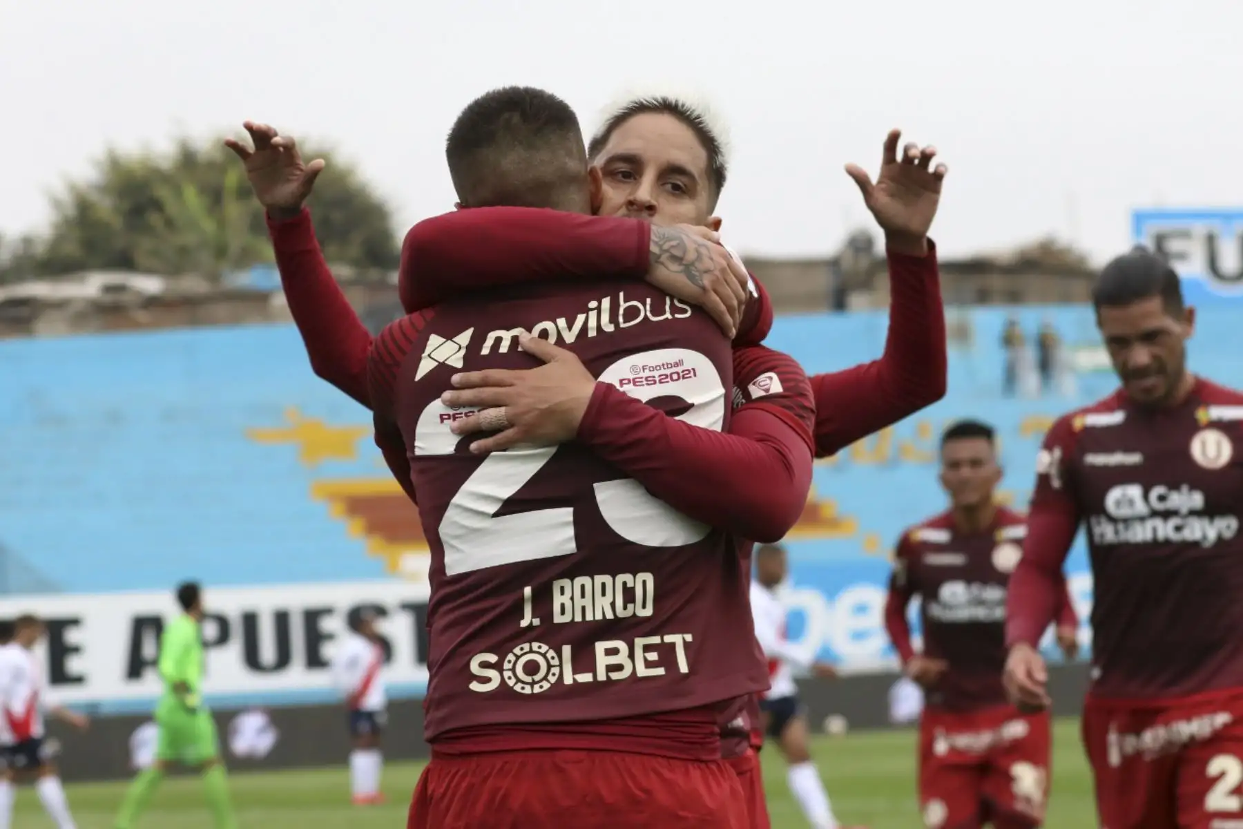 Celebración de Alejandro Hohberg luego de anotar en la goleada de Universitario de Deportes a Deportivo Municipal que culminó 5-0 por la fecha 15 del Torneo Apertura de la Liga 1. 

Foto: FPF