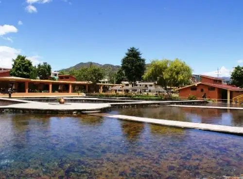 El emblemático complejo turístico Baños del Inca, uno de los principales atractivos de Cajamarca, reinicia hoy su atención al público con todos los protocolos de bioseguridad para evitar la propagación del coronavirus. ANDINA/Difusión