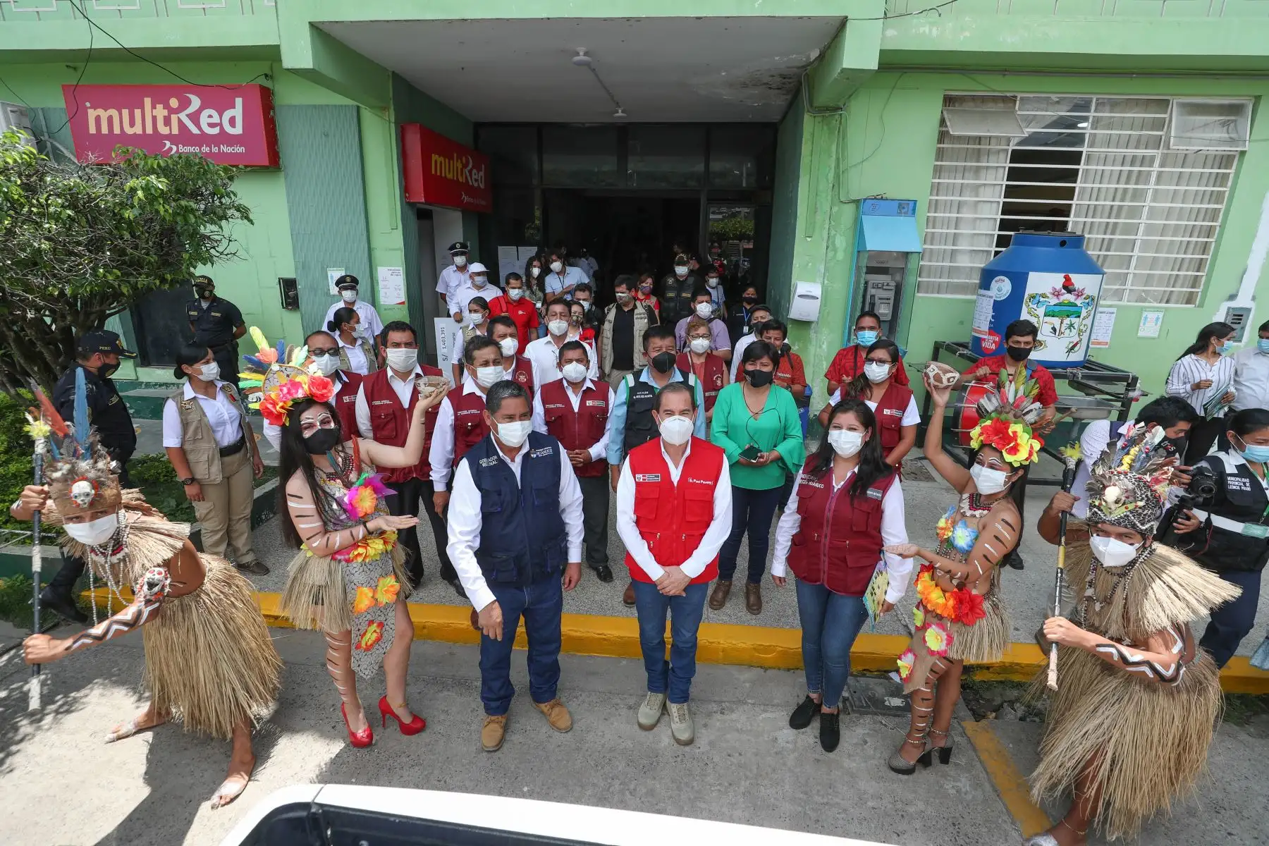 El presidente del Consejo de Ministros, Walter Martos, junto a la ministra de Comercio Exterior, Rocío Barrios realizan visita de trabajo en la Región Huánuco.
Foto:ANDINA/PCM