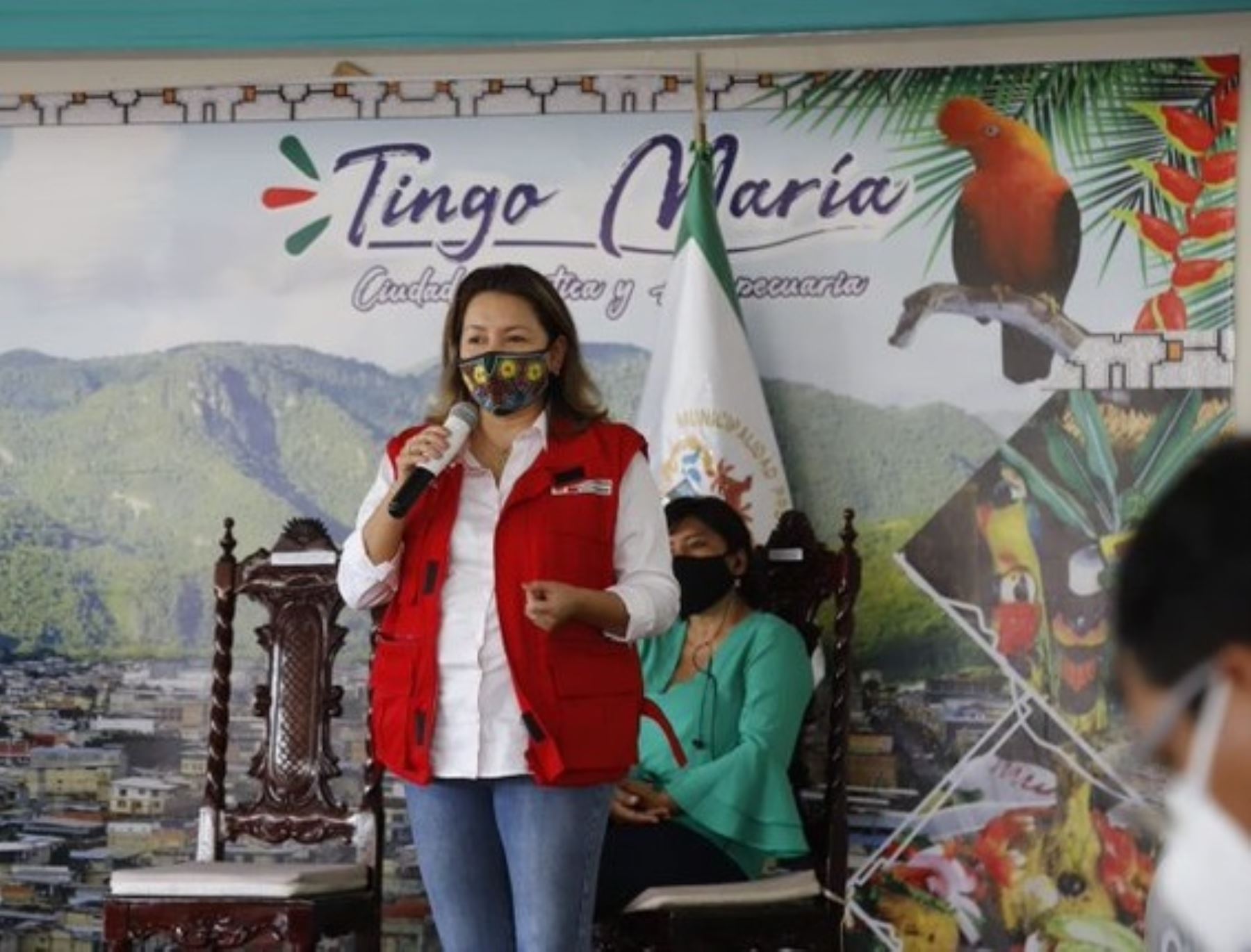 Mincetur entrega S/ 1.4 millones para impulsar a los 18 emprendimientos turísticos de Huánuco, ganadores del programa Turismo Emprende. ANDINA/Difusión