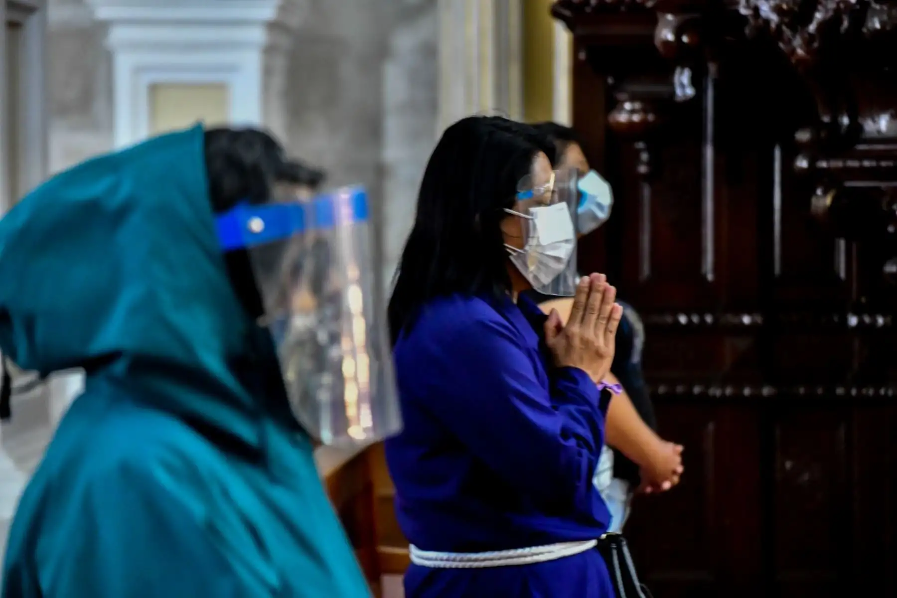 Se han formado cuadrillas que ayudan a que se cumplan los protocolos de seguridad. Foto: Cortesía/ Diego Ramos Lupo