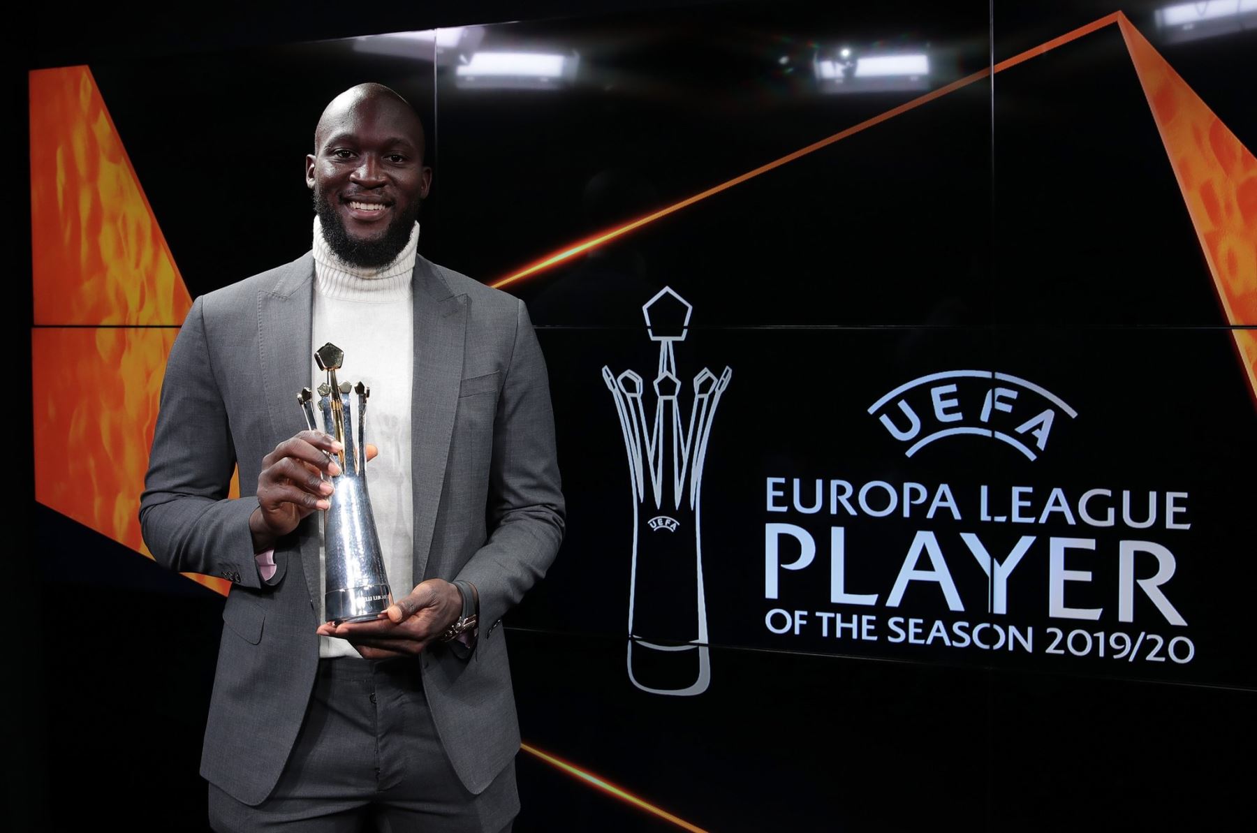 Romelu Lukaku elegido el mejor jugador de la última edición de la Liga Europa