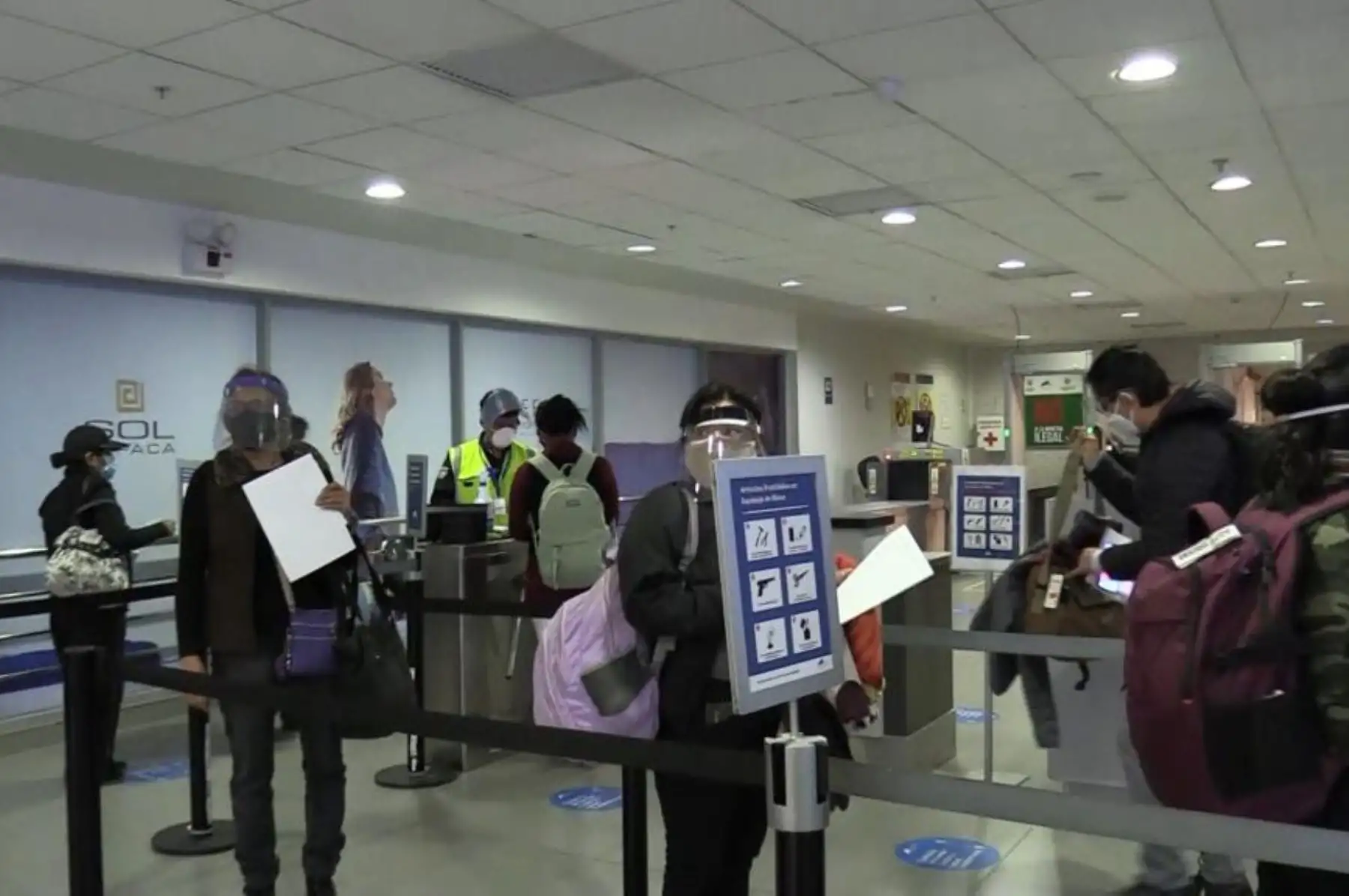 Atención en el Aeropuerto Internacional Alfredo Rodríguez Ballón de Arequipa.