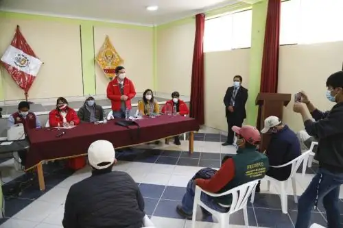 El ministro Incháustegui lideró comitiva del Gobierno que visitó Espinar y Cotabambas, para atender demandas, fortalecer el diálogo y hacer seguimiento a los compromisos asumidos. Foto: ANDINA/Difusión