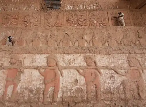Conoce los nuevos espacios, descubiertos recientemente, que mostrará la huaca de la Luna al turista a partir del próximo año. El sitio arqueológico Moche se ubica en la provincia de Trujillo. Foto: Luis Puell
