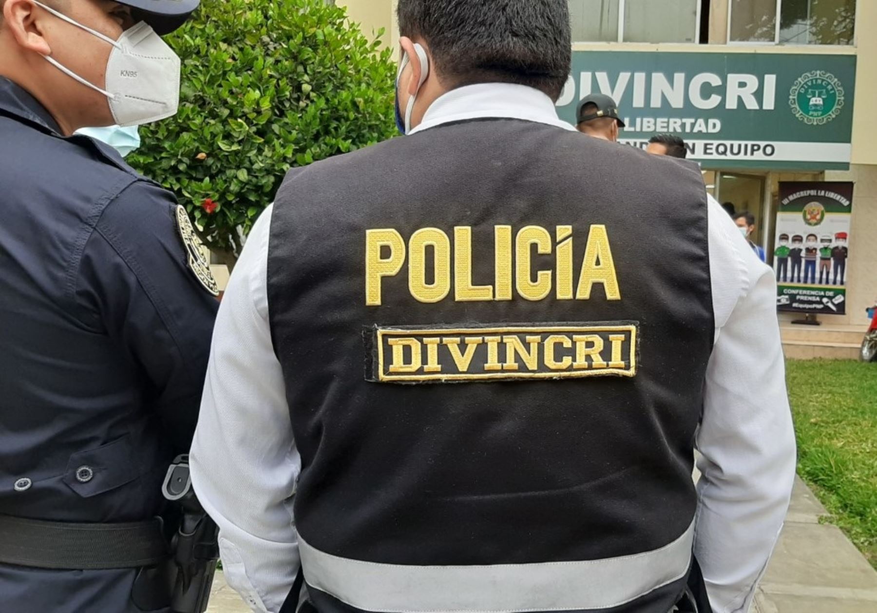 La Policía Nacional intervino a 11 agentes del orden que participaban de una fiesta en el distrito de Florencia de Mora, en Trujillo. ANDINA/Difusión