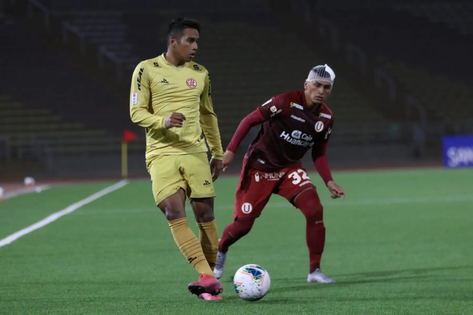Universitario enfrenta a UTC por la fecha 16 del Torneo Apertura o Fase 1. Foto: FPF