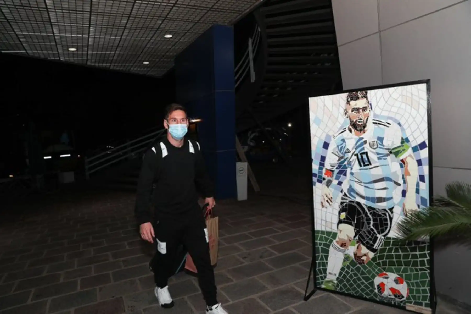 Messi lidera los trabajos de la selección argentina