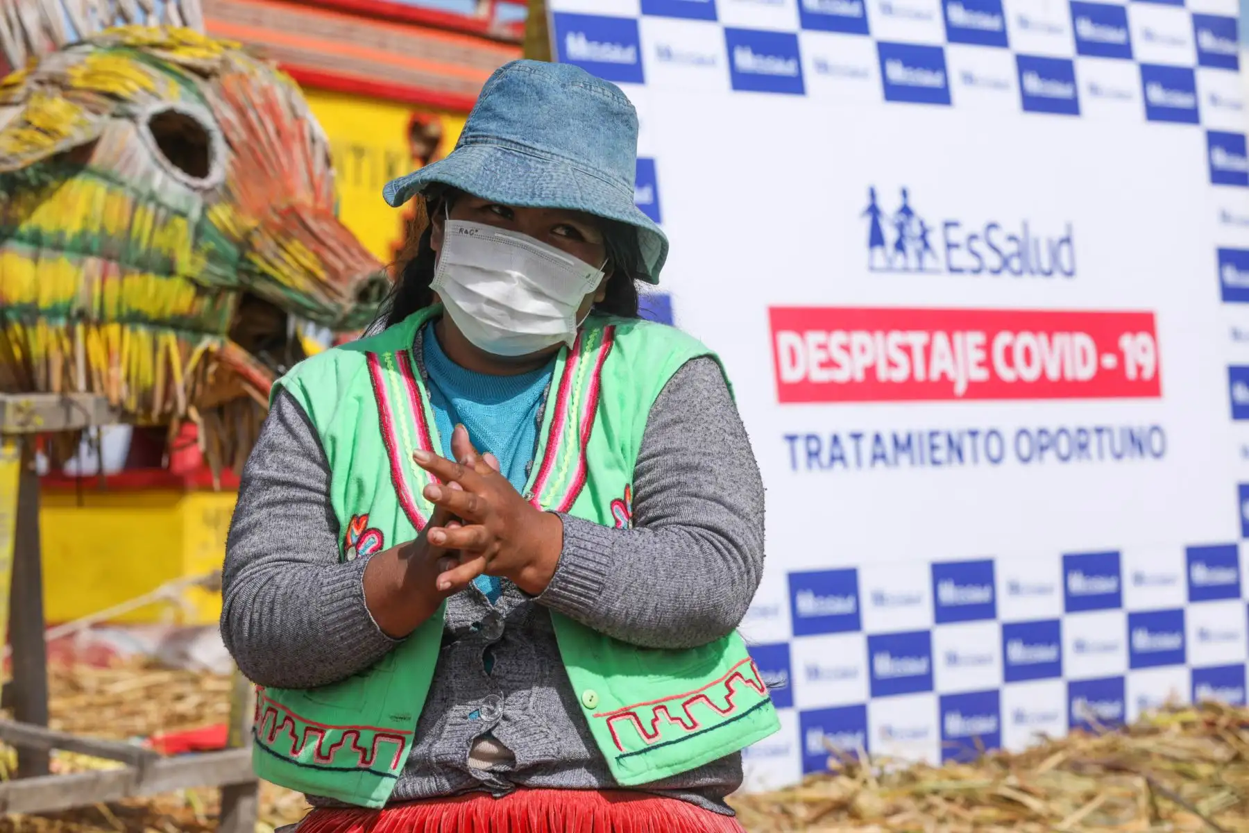 EsSalud Te Cuida" llegó a la isla de los Uros, en el Lago Titicaca - Puno, para realizar una campaña de tamizaje de covid-19.
Foto: ANDINA/EsSalud