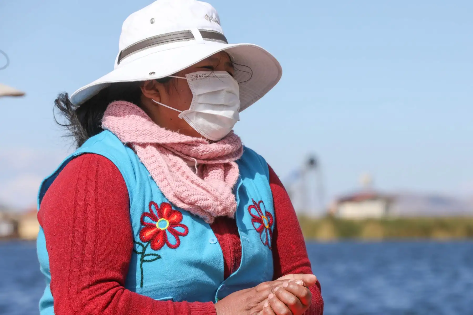 "EsSalud Te Cuida" llegó a la isla de los Uros, en el Lago Titicaca - Puno para realizar una campaña de tamizaje de covid-19. Foto: ANDINA/EsSalud
