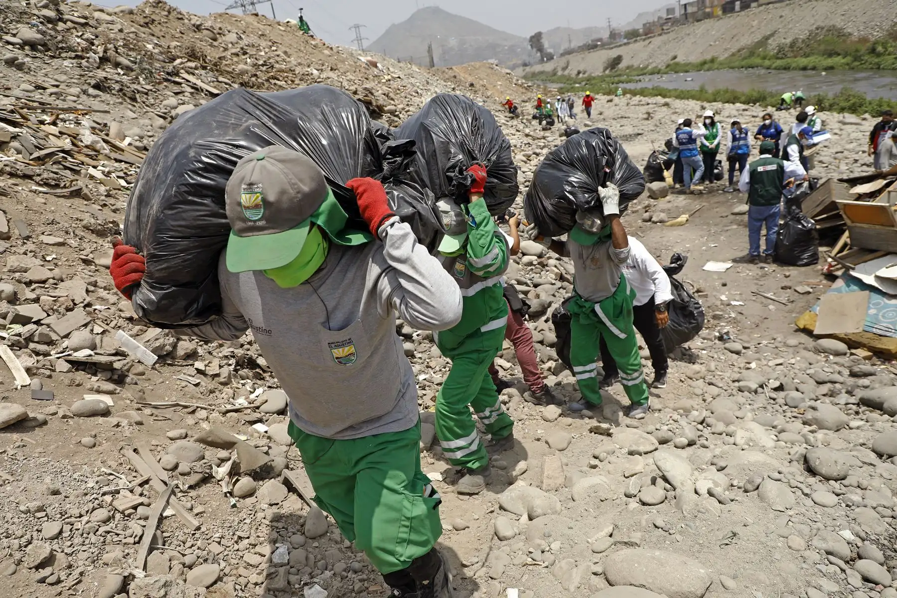 Cerca de 8 toneladas de residuos sólidos fueron retirados de los ríos Chillón, Rímac y Lurín, en una actividad organizada por el Ministerio de Agricultura y Riego, a través de la Autoridad Nacional del Agua (ANA). Foto: Cerca de 8 toneladas de residuos sólidos fueron retirados de los ríos Chillón, Rímac y Lurín, en una actividad organizada por el Ministerio de Agricultura y Riego, a través de la Autoridad Nacional del Agua (ANA).  Foto: ANDINA /ANA/César Fajardo