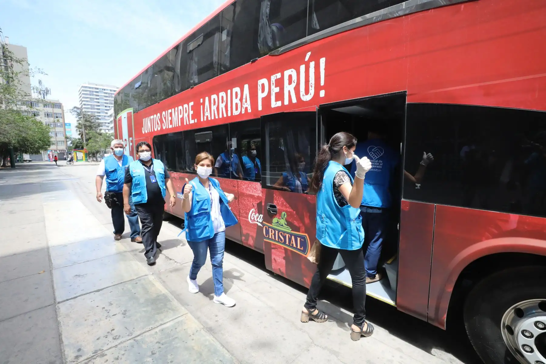 Bus de la selección peruana se convirtió por 6 meses en el bus de los héroes de la salud de EsSalud

Foto: ANDINA/Essalud