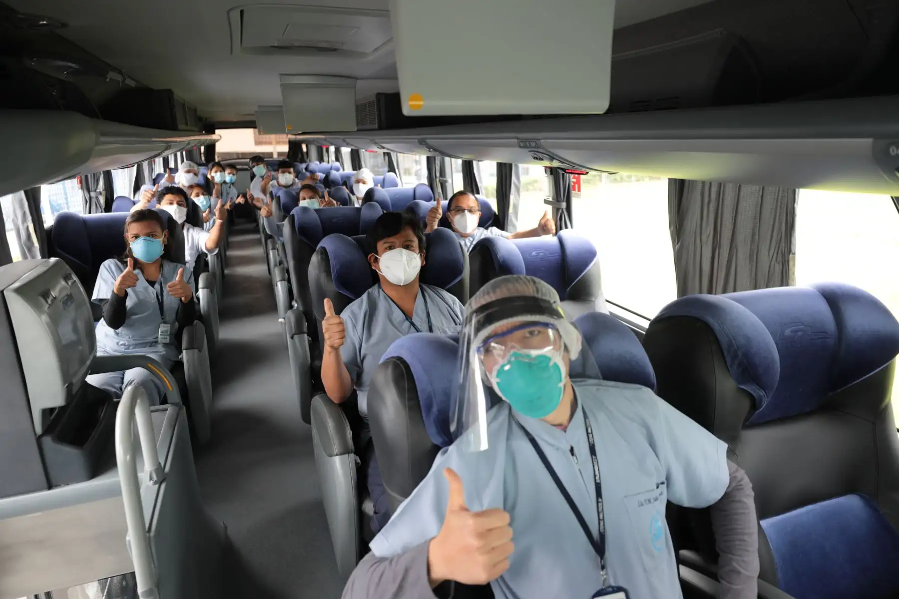 Bus de la selección peruana se convirtió por 6 meses en el bus de los héroes de la salud de EsSalud

Foto: ANDINA/Essalud