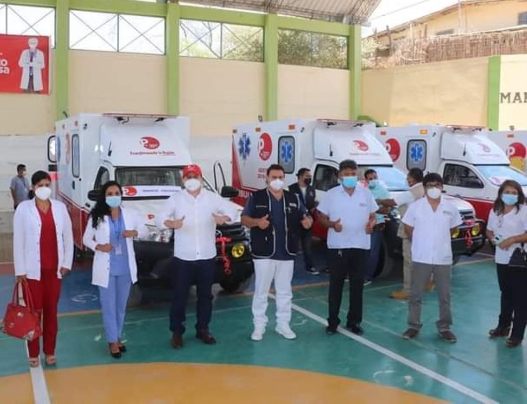 Gobierno Regional de Piura entregó seis ambulancias a diversos establecimientos de salud de Sullana para fortalecer el primer nivel de atención en salud de esa provincia. ANDINA/Difusión