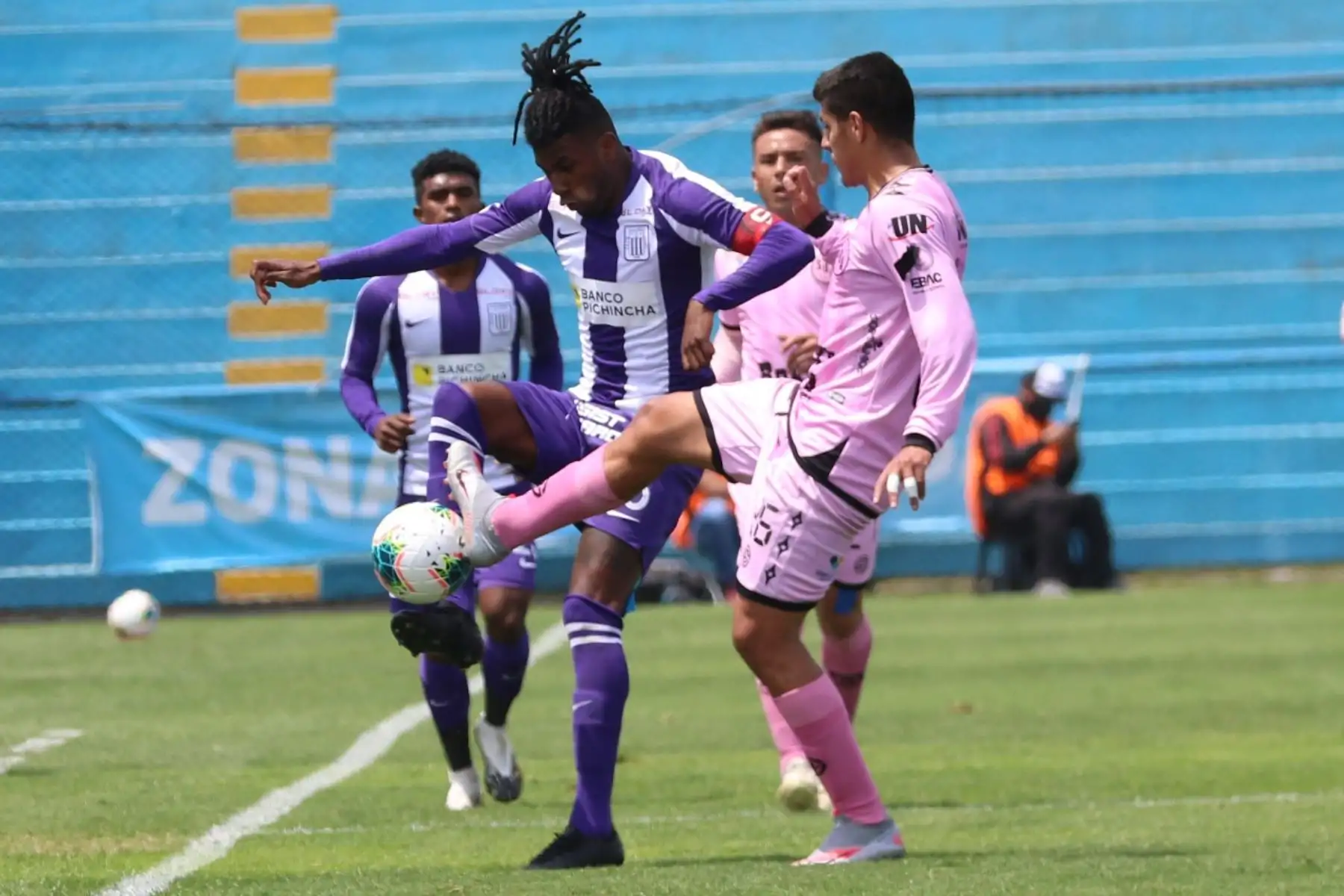 Alianza Lima y Sport Boys empataron 1-1 por el Torneo Apertura en el estadio Alberto Gallardo. Foto: Liga 1