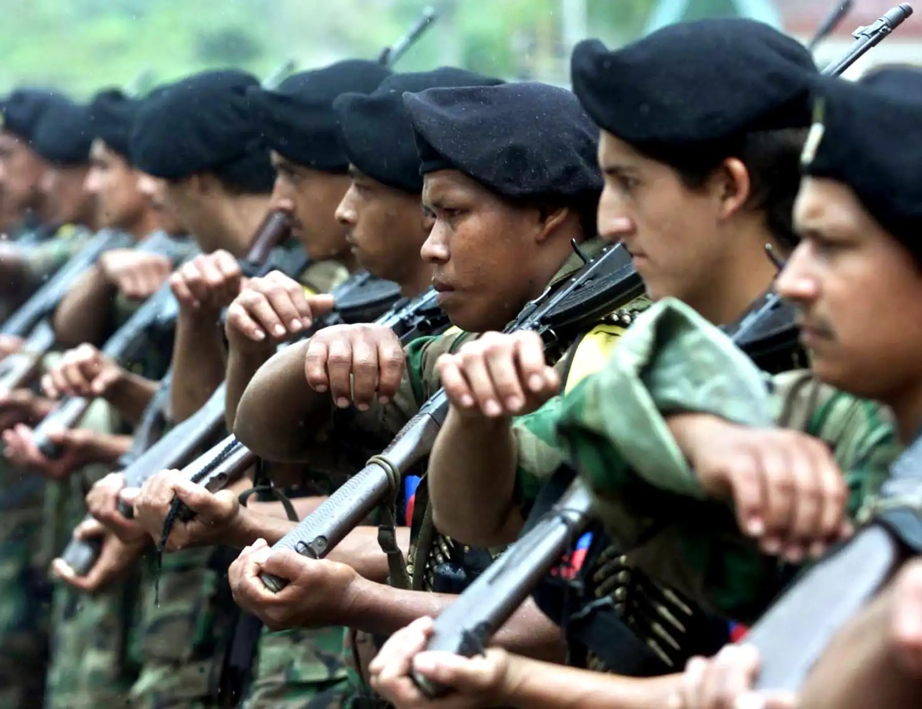 El alto mando militar culpó del ataque al disidente conocido con el alias de Álvaro Boyaco, subordinado de alias Gentil Duarte, comandante de la disidencia más poderosa de la otrora guerrilla de las FARC. Foto: AFP