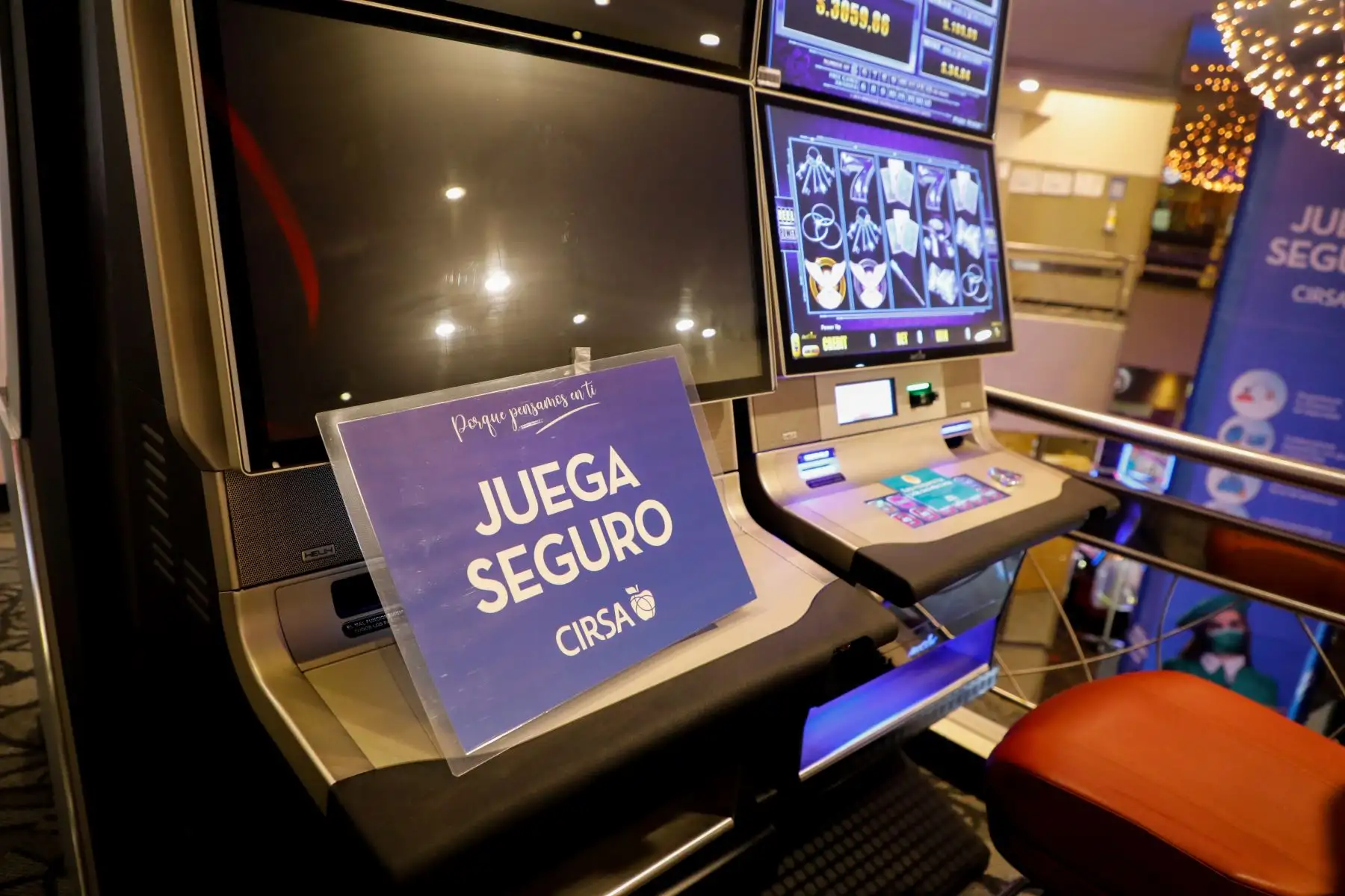 La ministra de Comercio Exterior y Turismo, Rocío Barrios, inspeccionó hoy dos salas de juego para supervisar la implementación de los protocolos de bioseguridad, ante una próxima apertura de este tipo de actividades. Foto: Mincetur