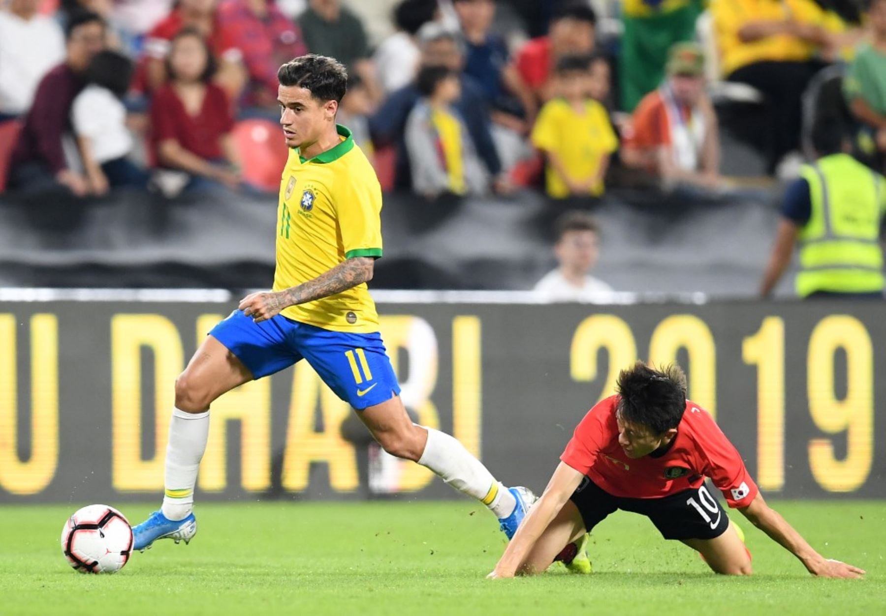 Brasil inicia el camino hacia su sexto título mundial ante la frágil Bolivia.