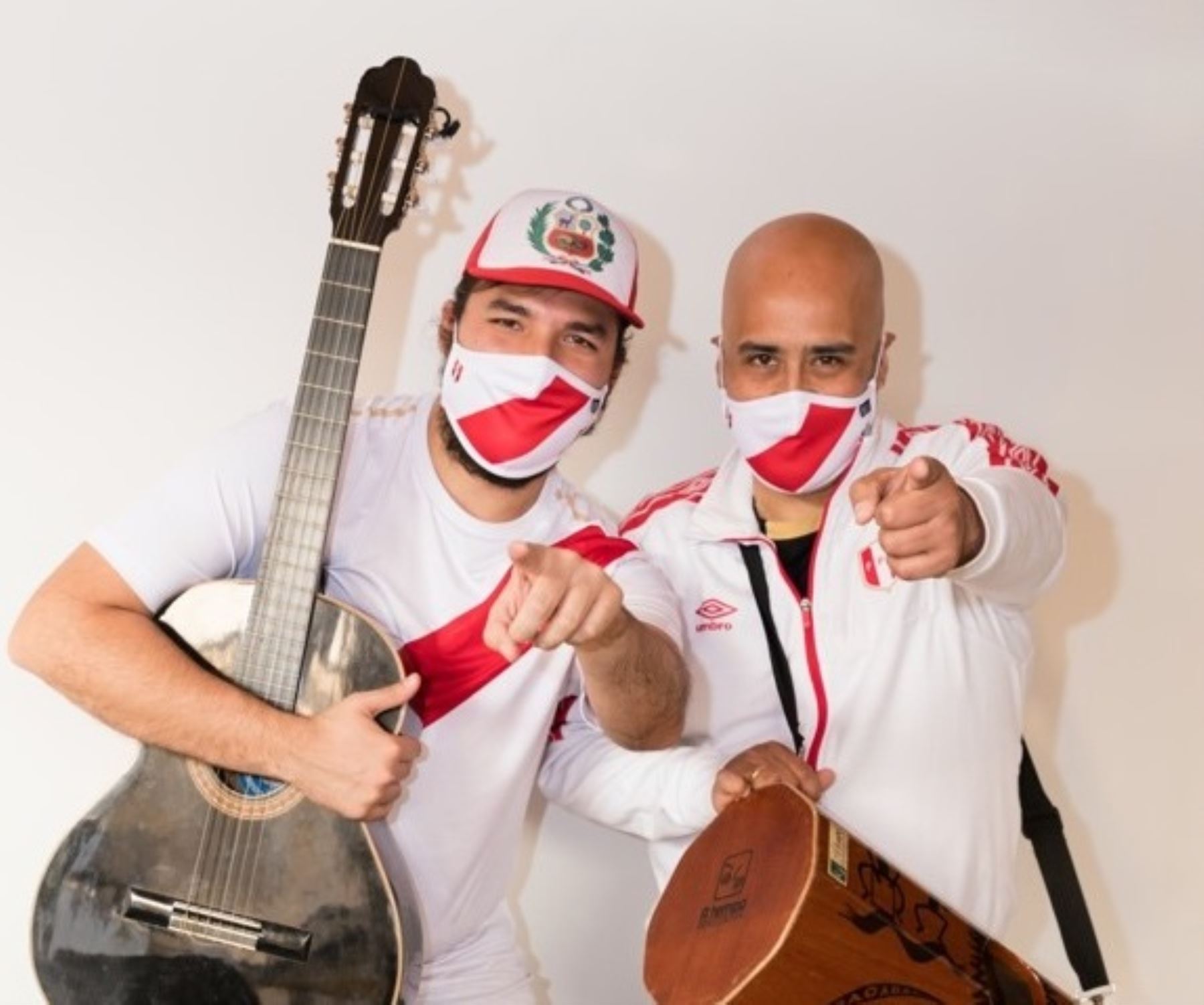 Marco Romero y Gonzalo Calmet estrenaron “Vamos Perú”.